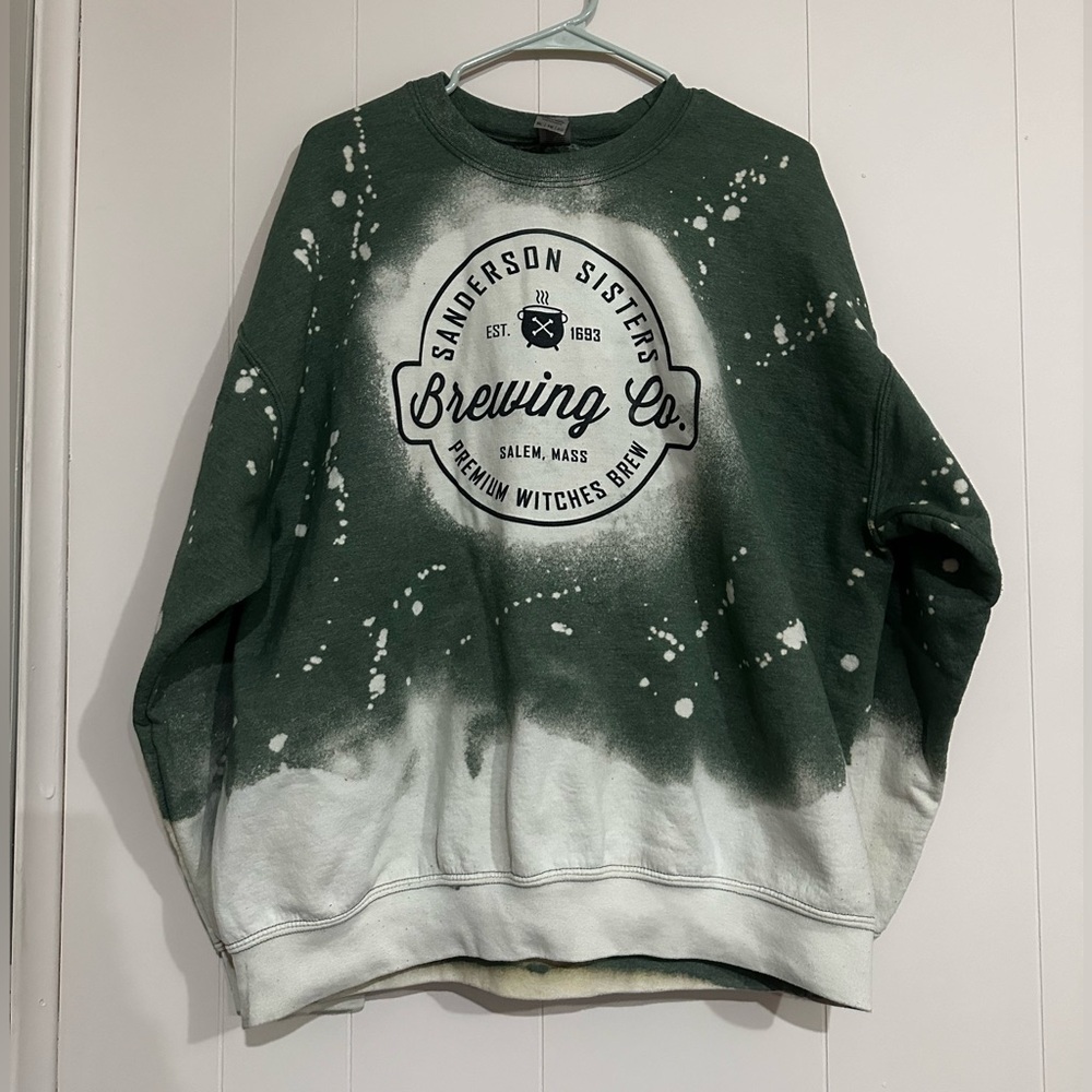 Sanderson Halloween sweatshirt